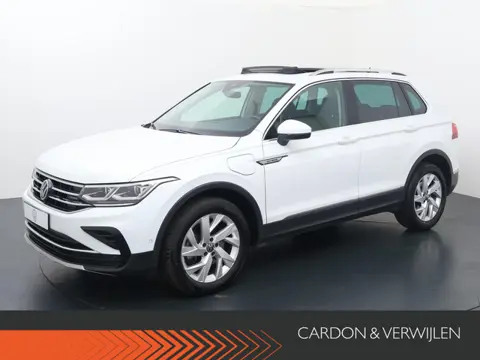 Volkswagen Tiguan 1.4 TSI eHybrid Elegance | 245 PK | SoH 89% | Panoramadak | Matrix LED koplampen |