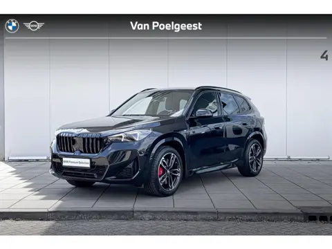BMW X1 sDrive20i M-Sport Pro / Harman Kardon / Driving Assistant Plus / Adaptieve LED koplampen / Tr