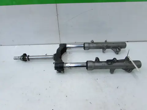 VOORPOTEN COMPLEET Suzuki Burgman 400 2001 - 2007