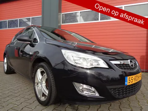 Opel Astra 1.4 Turbo Cosmo Airco Cruise LMV 6-BAK Trekhaak NL-Auto