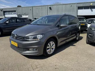 Volkswagen Touran 1.6 TDI SCR Comfortline 7p Automaat