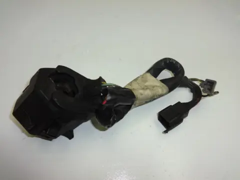 STUURSCHAKELAAR LINKS Kawasaki GPZ 900 1984 - 1993