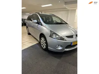 Mitsubishi Grandis 2.4-16V InSport,Airco , Automaat ,7personen