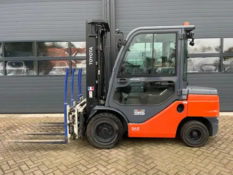 Toyota 52-8FDJF35 Triplex mast 2023 Cascade vorkverstellers