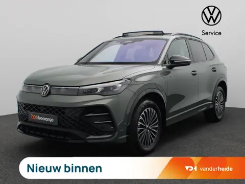 Volkswagen Tiguan 1.5 eHybrid R-Line Edition 272PK DSG Prijs incl 20" zomerset, Pano-Schuifdak, Trek