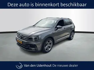 Volkswagen Tiguan 1.5 TSI 150pkAutomaat Highline Business R / Panoramadak / Camera / LED