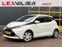 Toyota Aygo 1.0 VVT-i x-nav Incl 12 maanden Bovag garantie