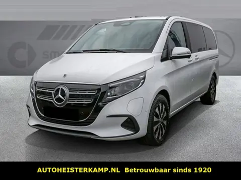 Mercedes-Benz EQV 300 L Luchtvering Distronic LED Stoelverwarming Camera