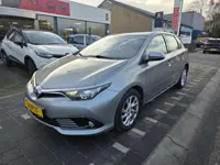 Toyota Auris 1.2T Active 5 deurs, airco, achteruitrij camera, sportvelgen, div acc.