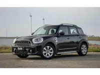 Mini Mini Countryman 1.5 Cooper S E ALL4 Essential CAMERA / NAVI / CARPLAY / AIRCO / ZWART / STOELVE