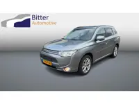 Mitsubishi Outlander 2.0 PHEV instyle Schuifdak/Volledig Onderhouden.