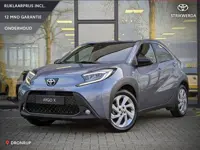 Toyota Aygo X 1.0 VVT-i MT first | Stoelverwarming | Climate Control | Camera | Led | ACC | Licht- r
