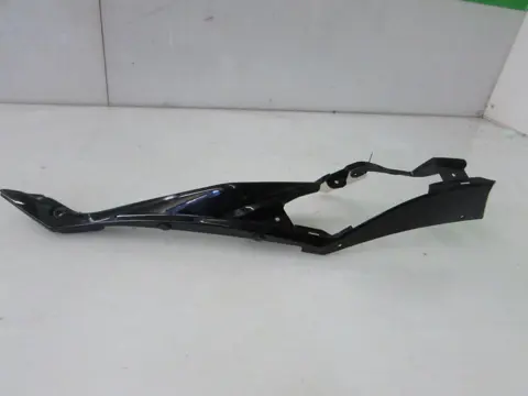 LINKER ACHTERKANT Suzuki GSX R 750 2008 - 2010