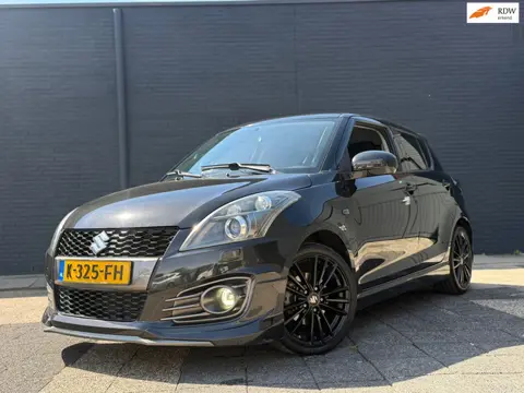 Suzuki Swift 1.6 Sport| Black Edition | Xenon | Uniek Nette Auto