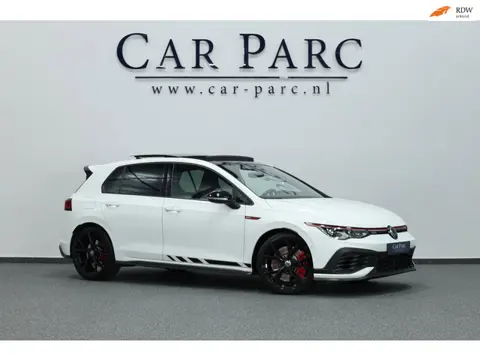 Volkswagen Golf 2.0 TSI GTI Clubsport 301+PK LED+IQ/PANO/HALF LEER+ALCANTARA+S.VERWARMING/19"/CAM/LI