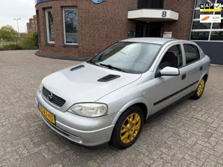 Opel Astra 1.6 GL 5 deurs / bj.1999 / kleur : grijs / NAP met 154221 km.maar APK bijna verlopen / vo