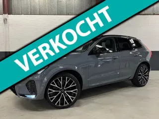 Volvo XC60 2.0 B5 R-Design / Massage / 360 camera / Luchtvering / Trekhaak / Harman&Kardon