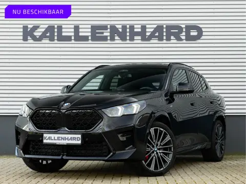 BMW X2 sDrive20i M-Sport Pro - Pano - M-Zetels - Trekhaak - Harman Kardon