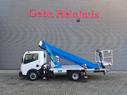 Renault 120 DXI Palfinger P260B (bj 2013)