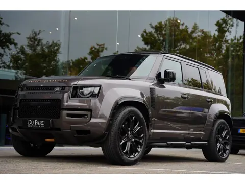 Land Rover Defender 110 P 635 V 8 Octa One of One Lamborghini Leather