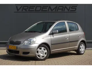 Toyota Yaris 1.3 VVT-i Sol AUTOMAAT