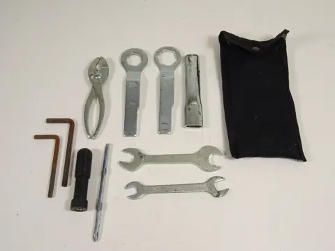 GEREEDSCHAPSET Kawasaki Z 800 2013 - 2014