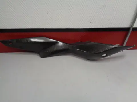 LINKER ACHTERKANT Aprilia RSV 1000 2004 - 2005