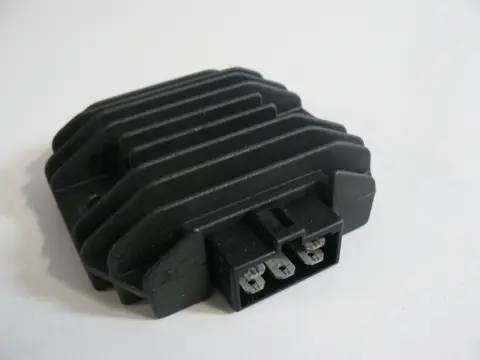 Regulator rectifier  Yamaha YZF R6 1998 - 2002