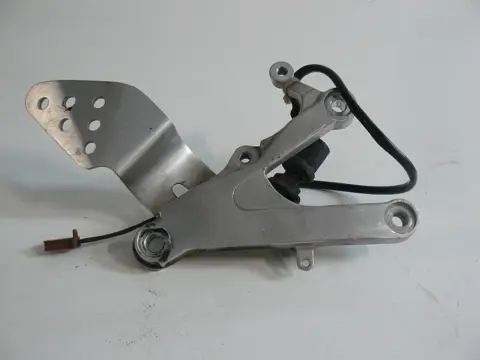 Main step holder right Yamaha YZF R6 1998 - 2002