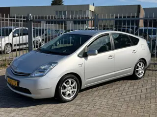 Toyota Prius 1.5 VVT-i Comfort Hybrid AUTOMAAT! NL AUTO NAP 1e eigenaar! Airco ECC l Cruise l TOPSTA