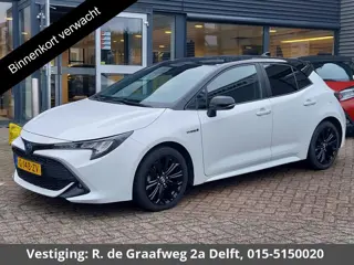 Toyota Corolla 1.8 Hybrid Dynamic Bi-Tone | 1e eigenaar | Dealer onderhouden | Apple Carplay & Andro