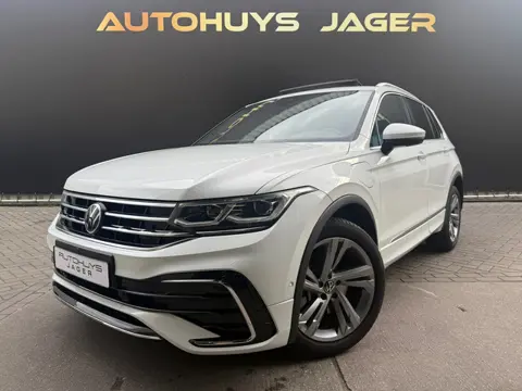 Volkswagen Tiguan 1.4 TSI eHybrid R-Line Pano 360 Leder Carplay Memory Camera Automaat