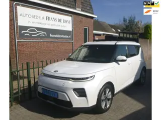 Kia E-Soul DynamicLine 64 kWh airco € 9000 ex btw