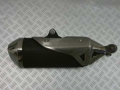 UITLAAT Suzuki GSR 750 2011 - 2016 / 2011 - 2016