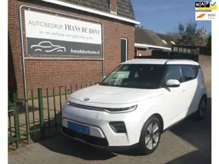 Kia E-Soul DynamicLine 64 kWh airco € 9000 ex btw