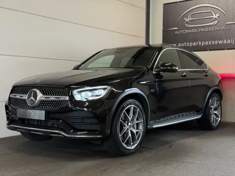Mercedes-Benz GLC-klasse Coupé 300e 4MATIC AMG Pano, ACC, Apple Carplay, Burmester, Luchtvering, Ele
