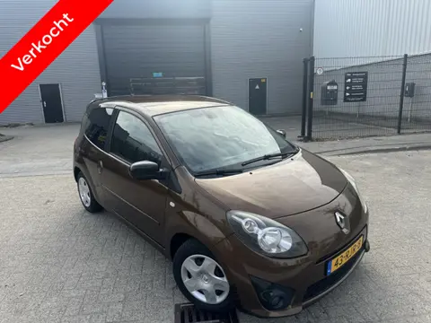 Renault Twingo 1.5 dCi Dynamique Clima Auto Spoiler Cruise