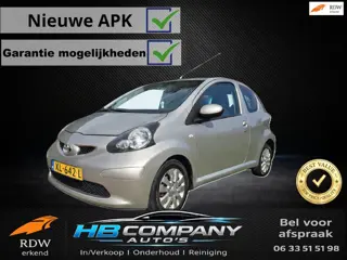 Toyota Aygo 1.0-12V Calvin Klein | Nieuwstaat | Carplay | Nieuwe APK (25-05-2027) | Leder bekleding