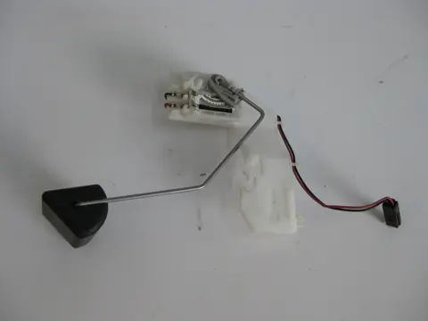 BRANDSTOFNIVEAU METER Honda VFR 1200 2010 - 2013