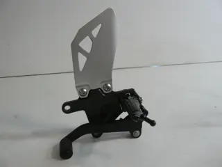 Main step holder left Kawasaki ZX 10 R 2016 - 2019