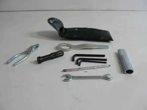 Tool set Kawasaki ZX 10 R 2011 - 2015