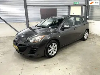 Mazda 3 1.6 Business 2e eigenaar trekhaak APK AIRCO