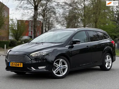 Ford Focus Wagon 1.5 Titanium Edition|AUT|NAVI|LED|STOELVERW|PSENSOR|TREKHAAK|