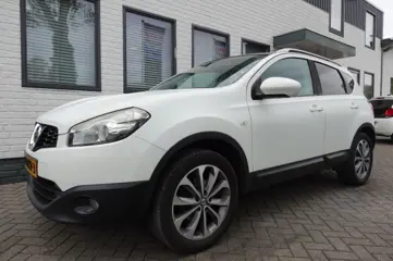 NISSAN QASHQAI 2.0 ACENTA Panorama Trekhaak Clima 