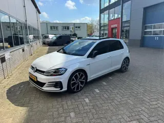 Volkswagen Golf 7.5 2.0 TDI GTD 184 pk /Automaat/ Pano-Dak/ Sport-Stoelen/ Stoel.Verw/ Adap.Cruise/ 