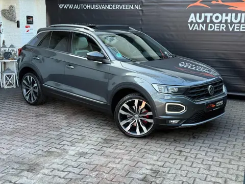 Volkswagen T-ROC 2.0 TSI 4Motion Sport, Panoramadak/Virtual/ACC/Beats/Trekhaak/Etc.