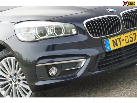 BMW 2-serie Active Tourer 218i High Executive AUT | / | Schuif-/Kanteldak/Leder/Stoelverwarming/NAV/