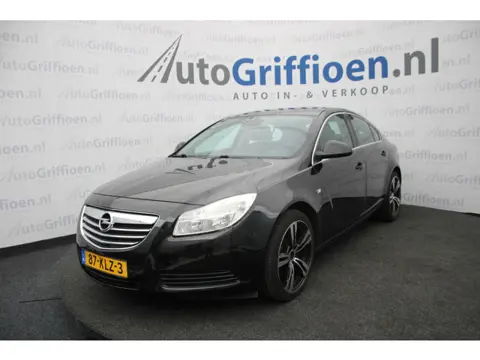 Opel Insignia 2.0 T Edition nette hatchback met trekhaak