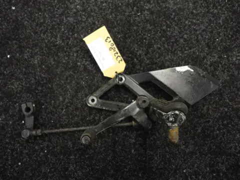 LINKER SCHETSPLAAT Honda CBR 600 F 1995 - 1998