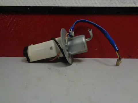 BRANDSTOFPOMP Kawasaki Z 750 2007 - 2010